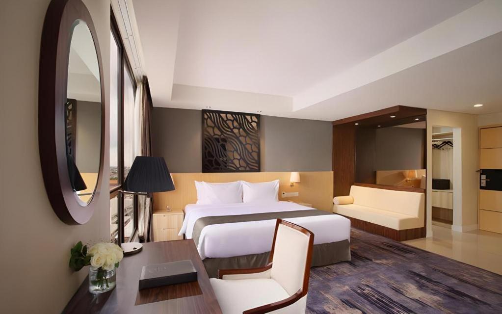 Hotel Grandhika Pemuda Semarang Eksteriør billede
