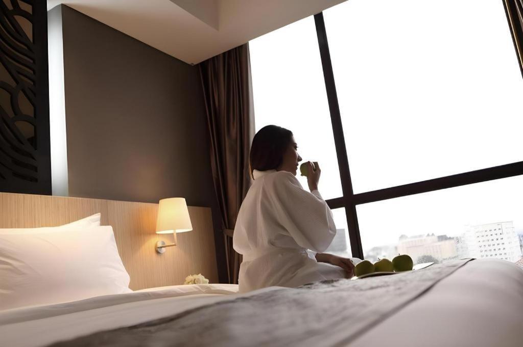 Hotel Grandhika Pemuda Semarang Eksteriør billede