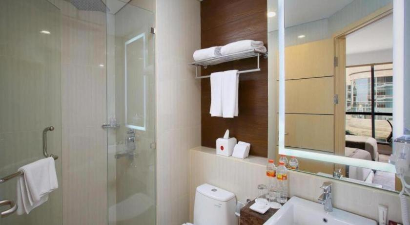 Hotel Grandhika Pemuda Semarang Eksteriør billede